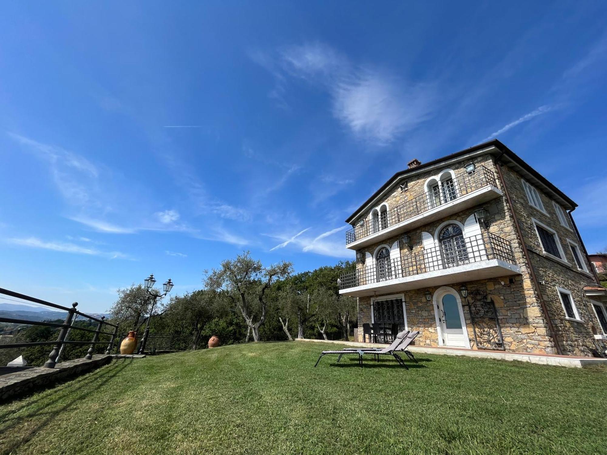 B&B Alla Fortezza Сарцана Екстериор снимка