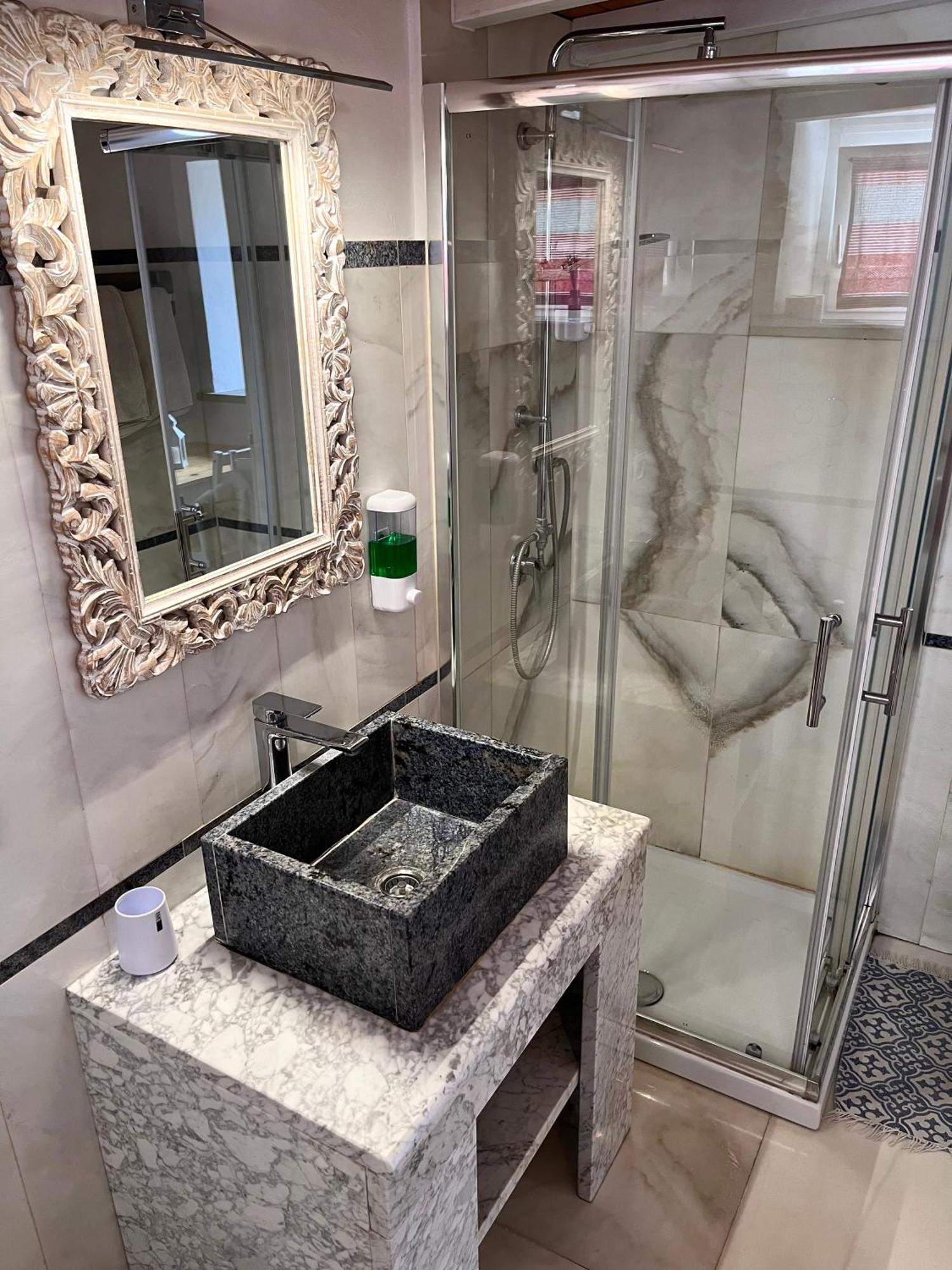 B&B Alla Fortezza Сарцана Екстериор снимка