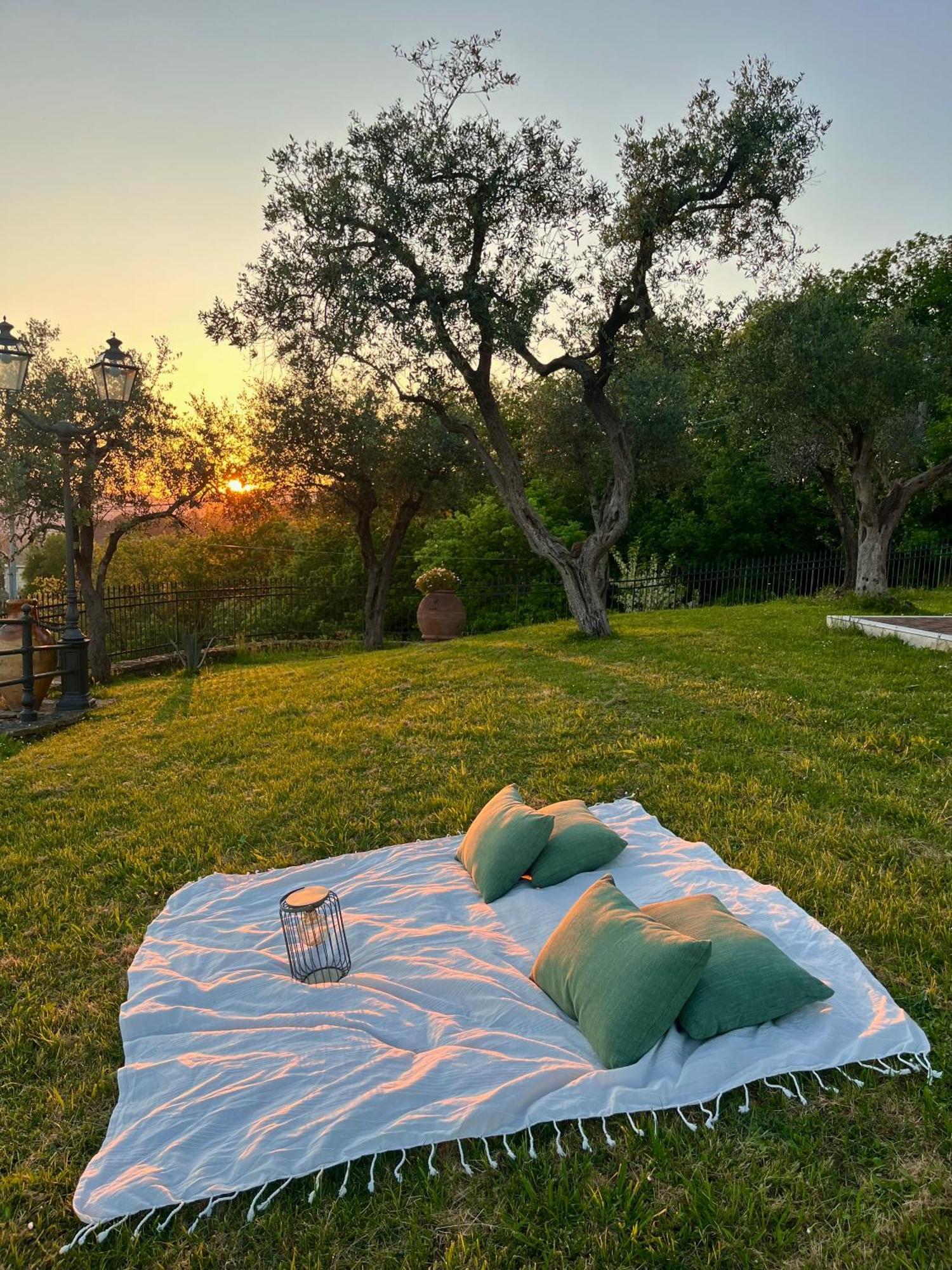 B&B Alla Fortezza Сарцана Екстериор снимка
